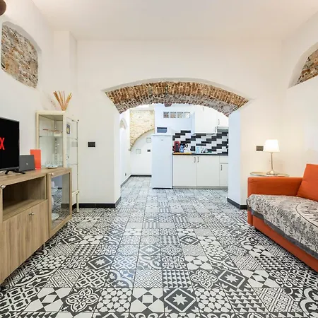 Aquarium 1', 1br , Ac & Wifi By Tilo شقة جنوة